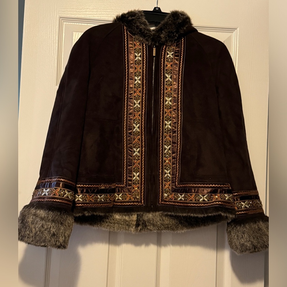 BEAUTIFUL NEW FAUX-FUR COAT